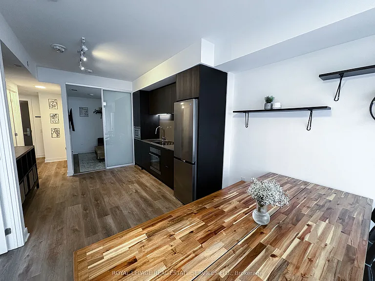 86 Dundas St E #1312 — Photo 9