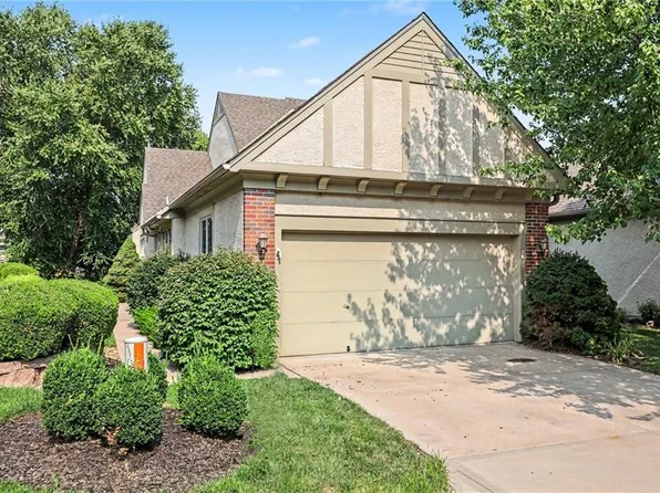 14408 Marty St, Overland Park, KS 66223
