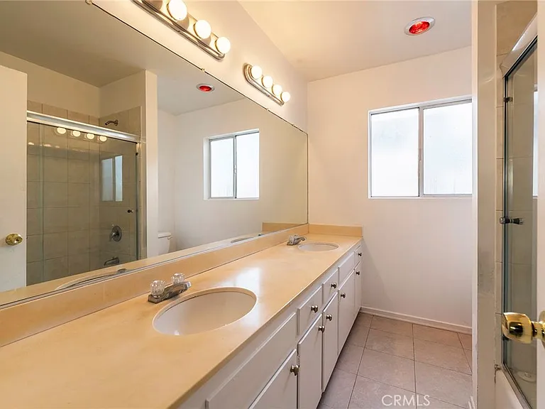 116 Highland Ave — Photo 14