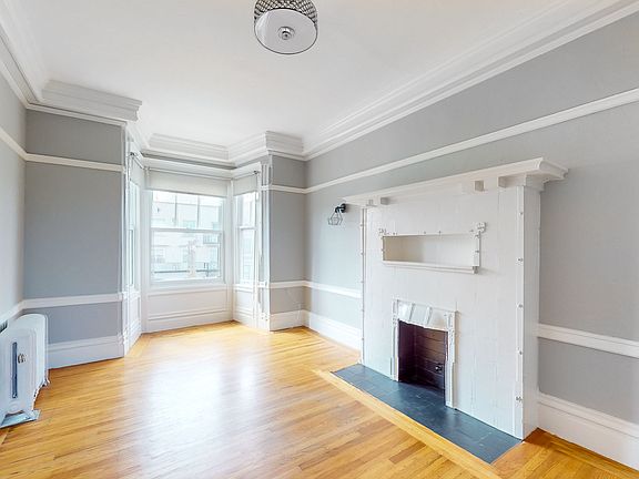 5th image of 550 Baker St APT 10