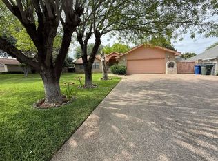 1006 Eden Ln, Laredo, TX 78045