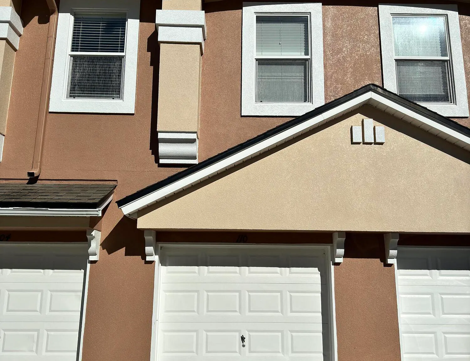 2 bed, 2.0 bath, 1230 sqft, $1,700 — Photo 1