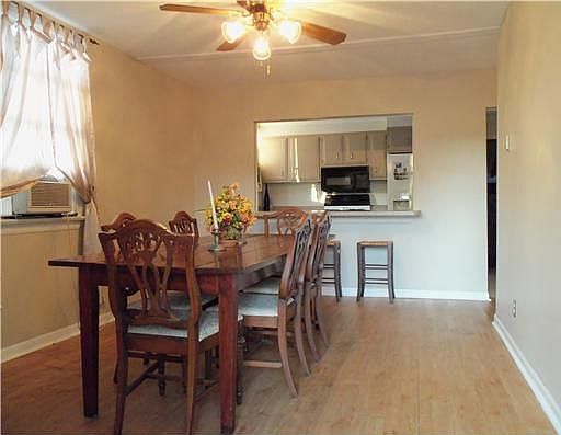 3rd image of 801 Grand Dr