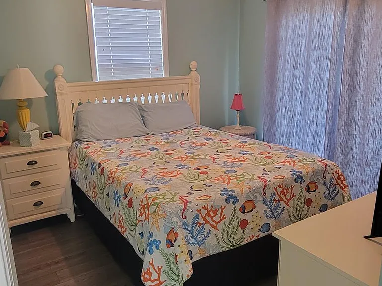 110 S High Point Ave — Photo 15