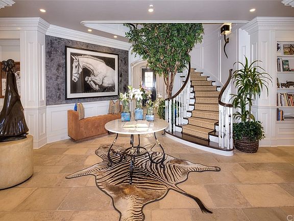 3rd image of 23111 Maravilla Ln