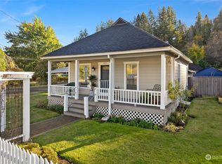 1103 W Cota St, Shelton, WA 98584