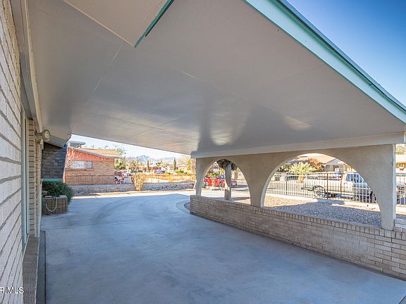 3rd image of 7120 Canary Ct