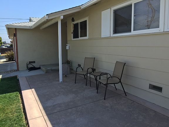 2nd image of 2150 Cypress Ave