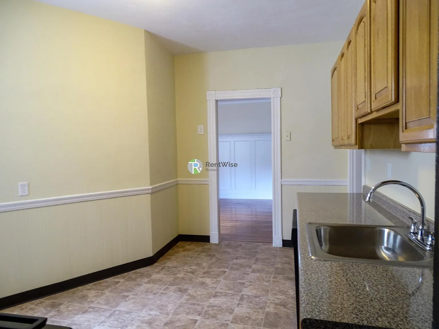 1114-1118 Commonwealth Ave — Photo 4