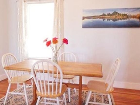 5th image of 3209 Saint John Ave #2