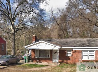 610 Reeves Ct, Charlotte, NC 28208