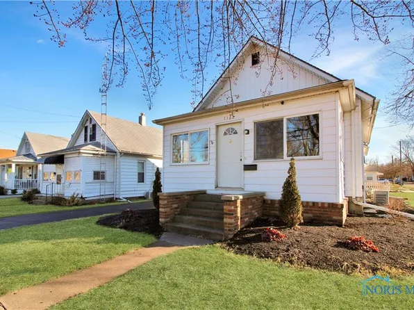 1102 E 2nd St, Pt Clinton, OH 43452