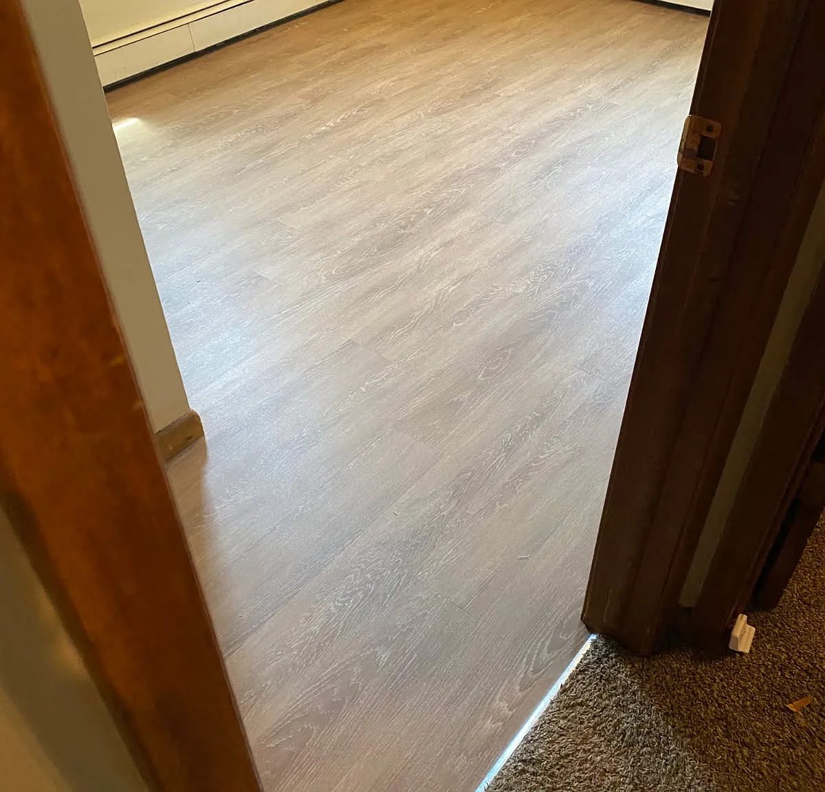 2 bed, 700 sqft, $840 — Photo 2