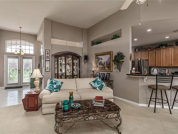 4th image of 13805 Waterhouse Way