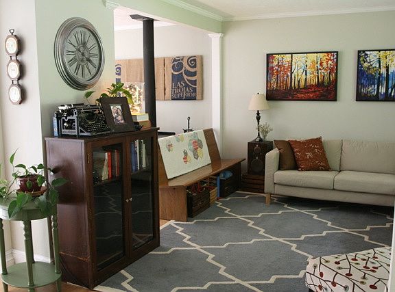 Spacious and open kitchen/dining/living