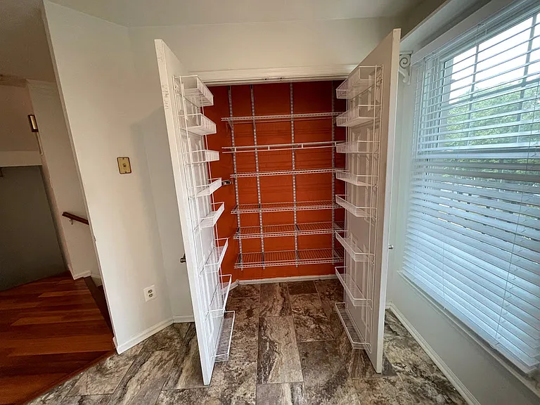 7727 Rockledge Ct — Photo 20