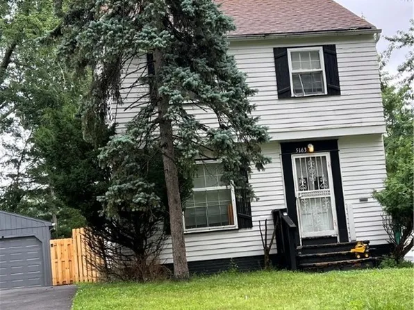 5163 Erwin St, Maple Heights, OH 44137