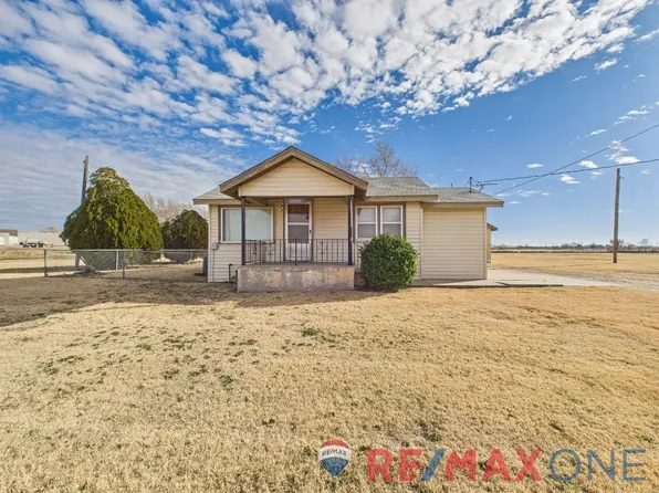 1010 Bernice Ave, Garden City, KS 67846