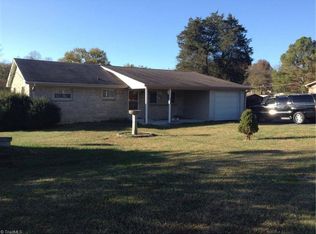 324 Belton Rd, Mount Airy, NC 27030