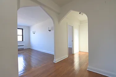 130 Bayridge Parkway, #6B