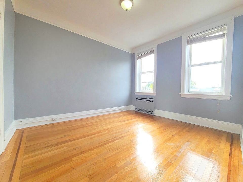 2nd image of 504 79th St #34E
