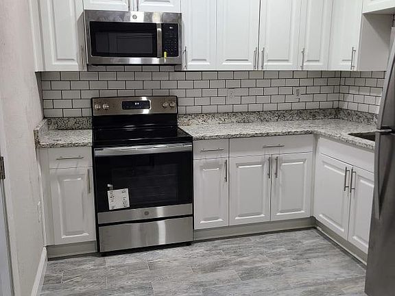 5th image of 5272 Letha St #S