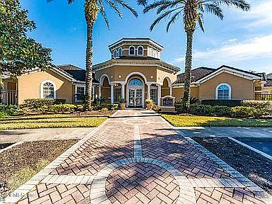10075 Gate Pkwy N