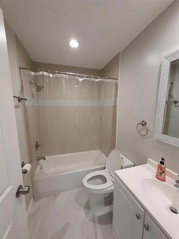 2 bed, 2.0 bath, 1000 sqft, $1,950 — Photo 4