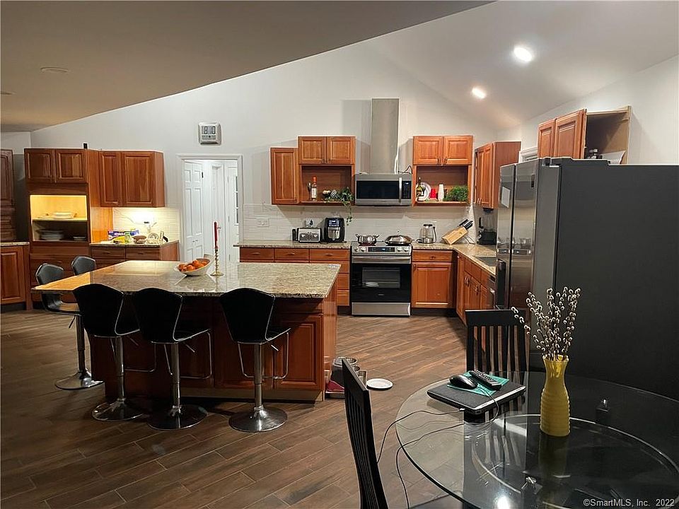 20 Morehouse Ln, Norwalk, CT 06850 MLS 170523343 Zillow