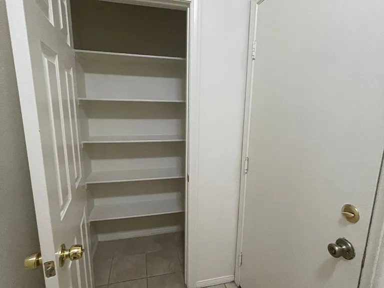 14190 Blackstone St — Photo 33