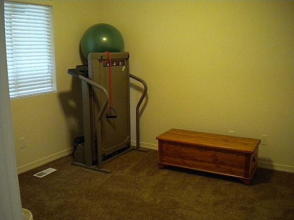 4th image of 106 E River View Dr #16
