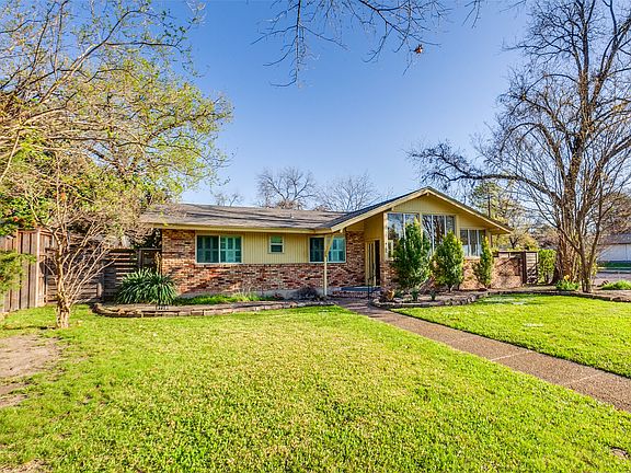 2nd image of 9759 Shoreview Rd