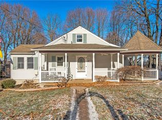 50 Putnam Dr, Mahopac, NY 10541