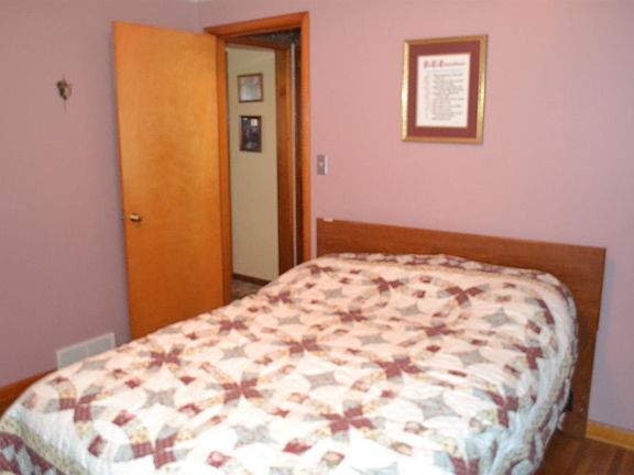 4th image of 2110 Avenue H