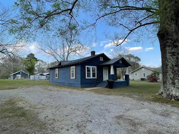 1703 Bryant St, Gadsden, AL 35904