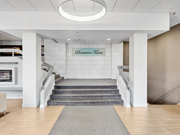 4th image of 465 W Dominion Dr Unit 710