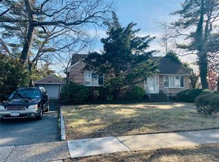 3051 May Rd, Wantagh, NY 11793