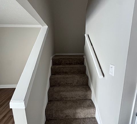 5th image of 3927 Bronson Ct #3927