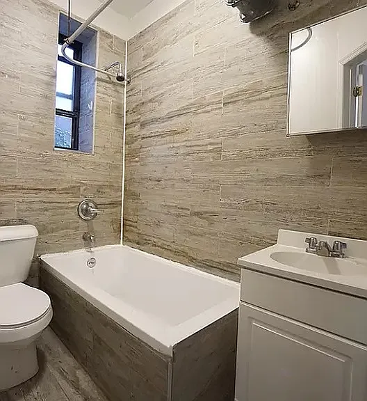 155 S 2nd St #9 — Photo 4