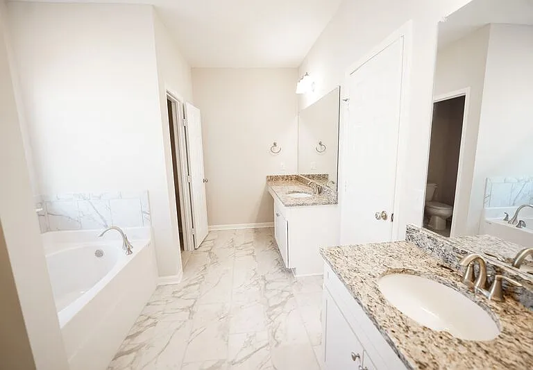 125 Chilburn Cir — Photo 21