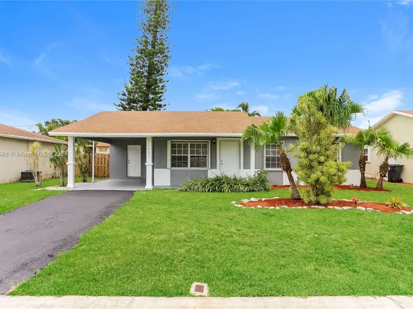 7903 SW 3rd St, Pompano Beach, FL 33068