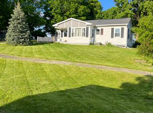 330 Bishop St, Portland, MI