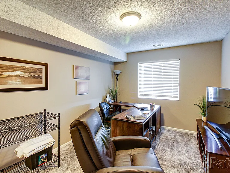 cpa - College Park Apartments — Photo 12