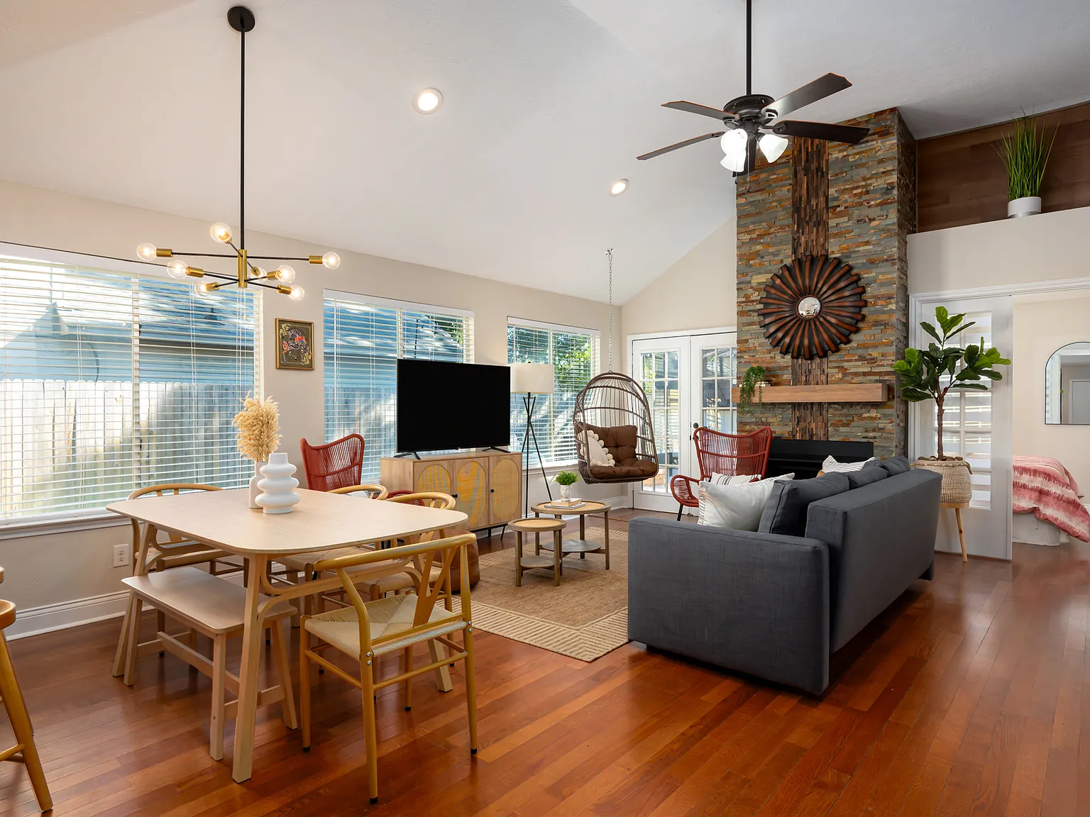 20231 Linden Tree Drive — Photo 4