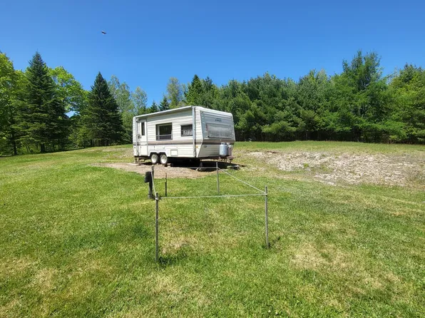 48 S Babcock Road, Cornville, ME 04976