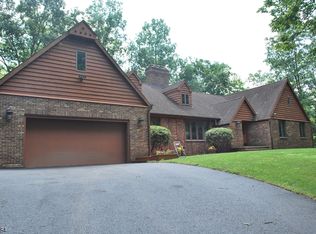 468 Delaware Rd, Hope Twp, NJ 07825