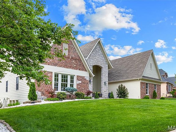 3rd image of 2377 Spring Mill Estates Dr