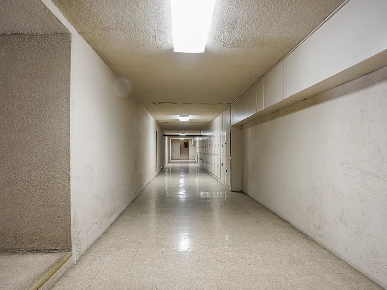Marengo Apartments — Photo 7