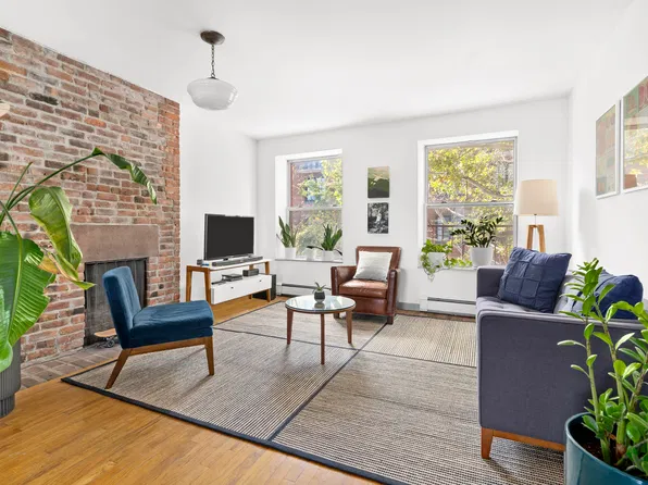 77 Gold Street #2, photo 2