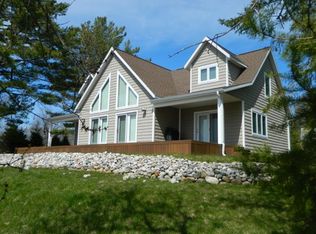 6623 Caledonia Rd, Hubbard Lake, MI 49747